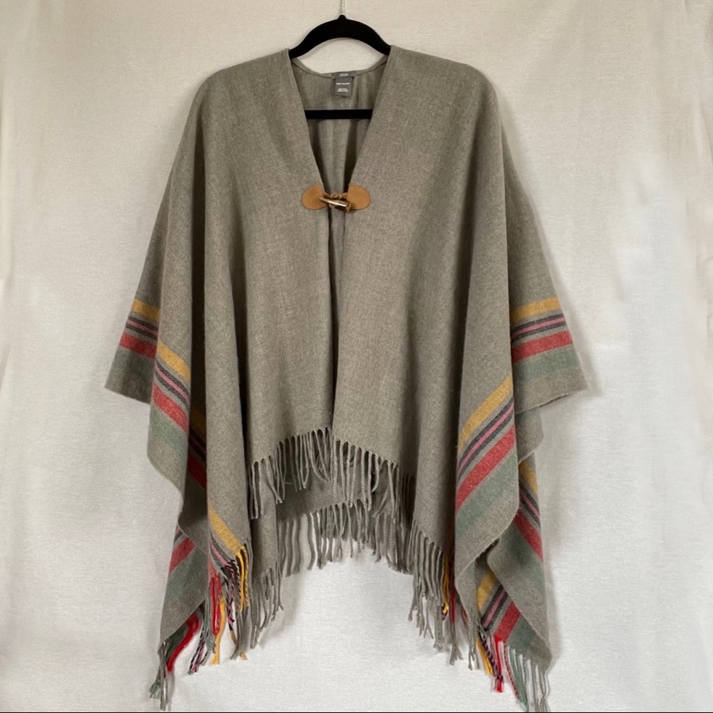 💕HPx2💕 AERIE PONCHO CAPE W/TOGGLE ONE SIZE